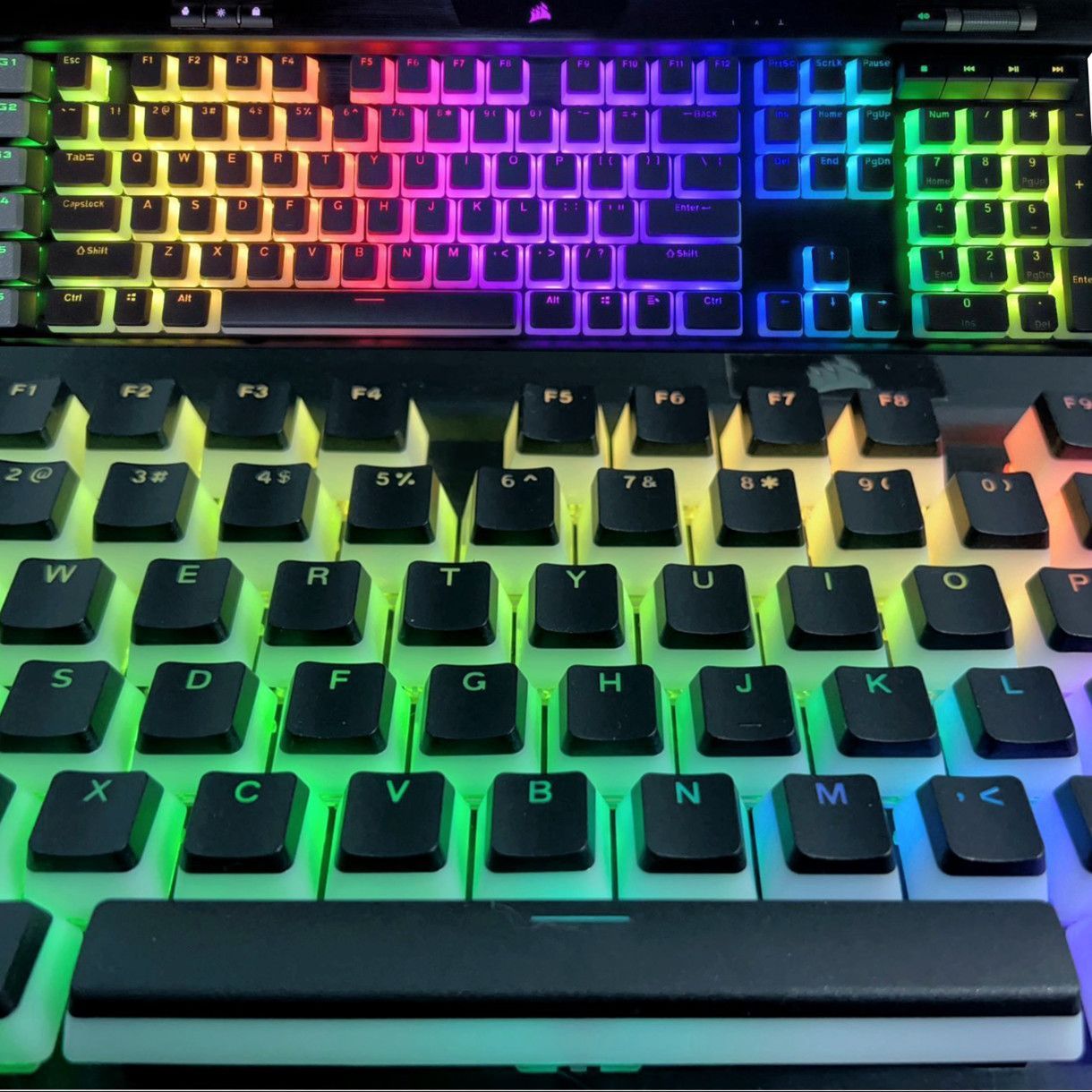 Translucent Corsair Pudding Ke - Gaming Keyboard Corsair incelemesi ve fiyatı